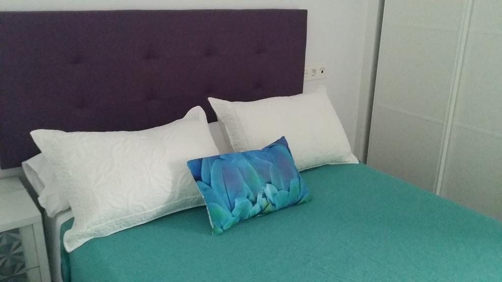 Apartamentos Iliberis Granada Rum bild