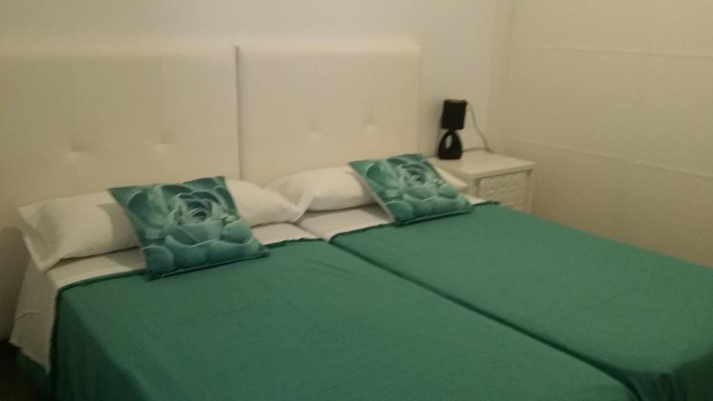 Apartamentos Iliberis Granada Rum bild