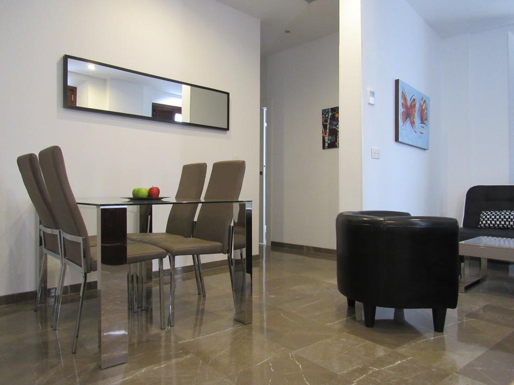 Apartamentos Iliberis Granada Exteriör bild