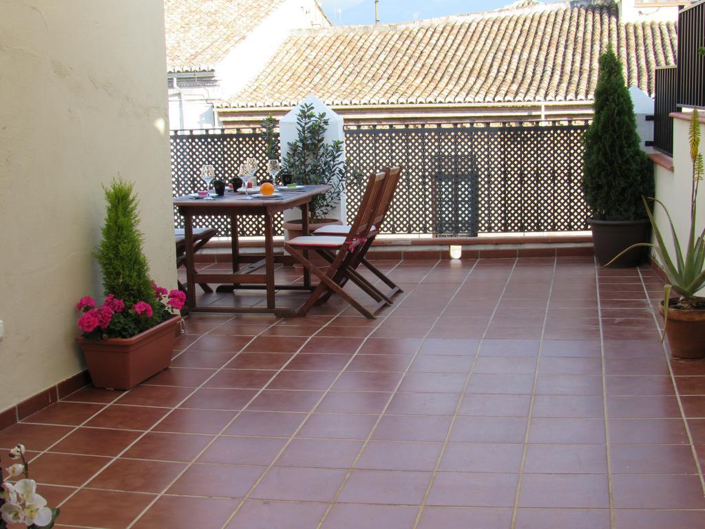 Apartamentos Iliberis Granada Rum bild
